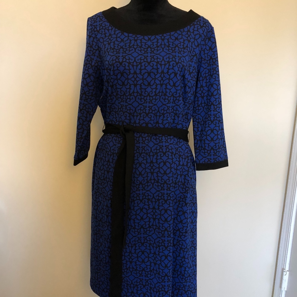 Croft & Barrow blue and black dress
